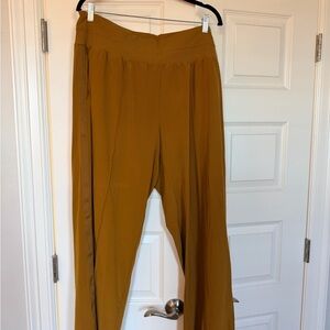 Athleta Wide-Leg Pant — Mustard Gold